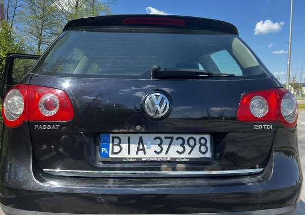 Volkswagen Passat cena 10000 przebieg: 300000, rok produkcji 2006 z Białystok małe 106